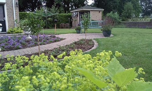 Op zoek naar een hoveniersbedrijf in Hoogeveen? Neem contact op met TuinID Bremer