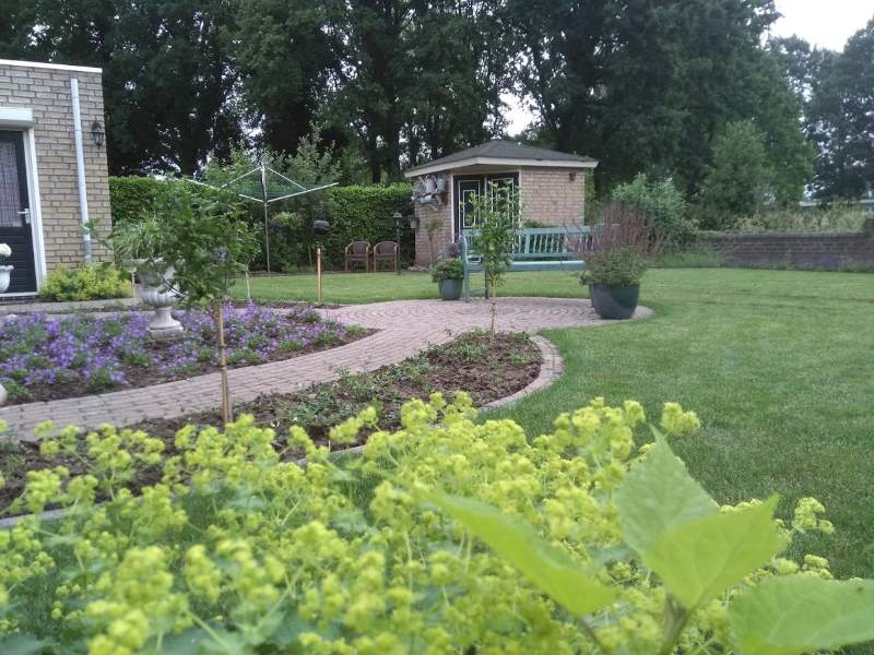 Tuinonderhoud door hoveniersbedrijf TuinID Bremer in Ruinen